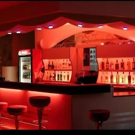 Rainbow 2 Complex 3* 阳光海滩