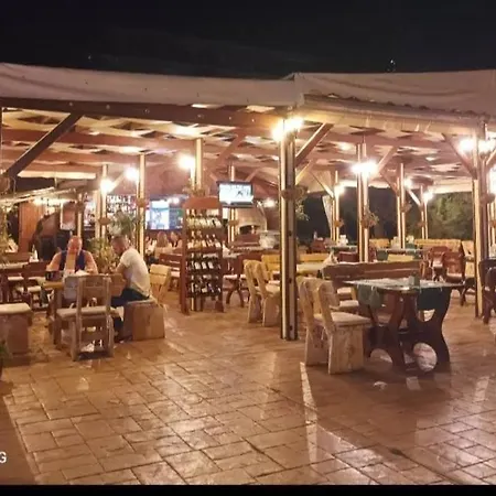 公寓 Rainbow 2 Complex 阳光海滩