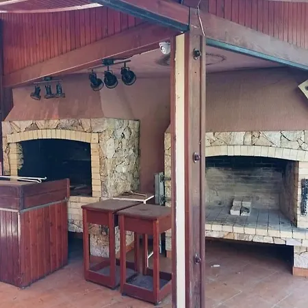 公寓 Rainbow 2 Complex 3*