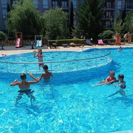 Rainbow 2 Complex 3*