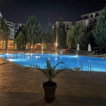 Rainbow 2 Complex 阳光海滩