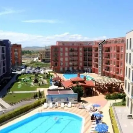 شقة Rainbow 2 Complex ساني بيتش