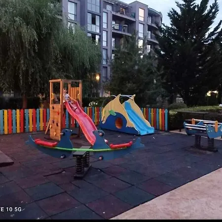 Rainbow 2 Complex ساني بيتش