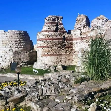 شقة Rainbow 2 Complex 3*