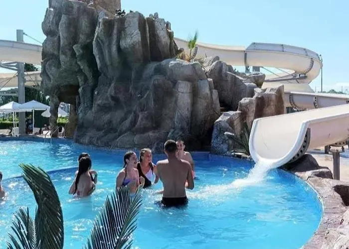 Rainbow 2 Complex Apartament