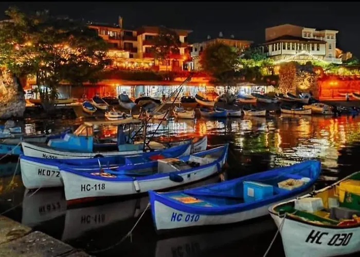 Rainbow 2 Complex Lejlighed 3*