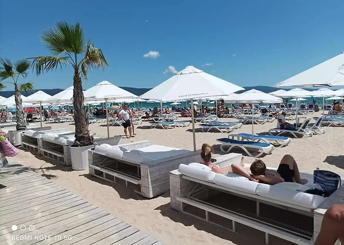 Rainbow 2 Complex Lejlighed